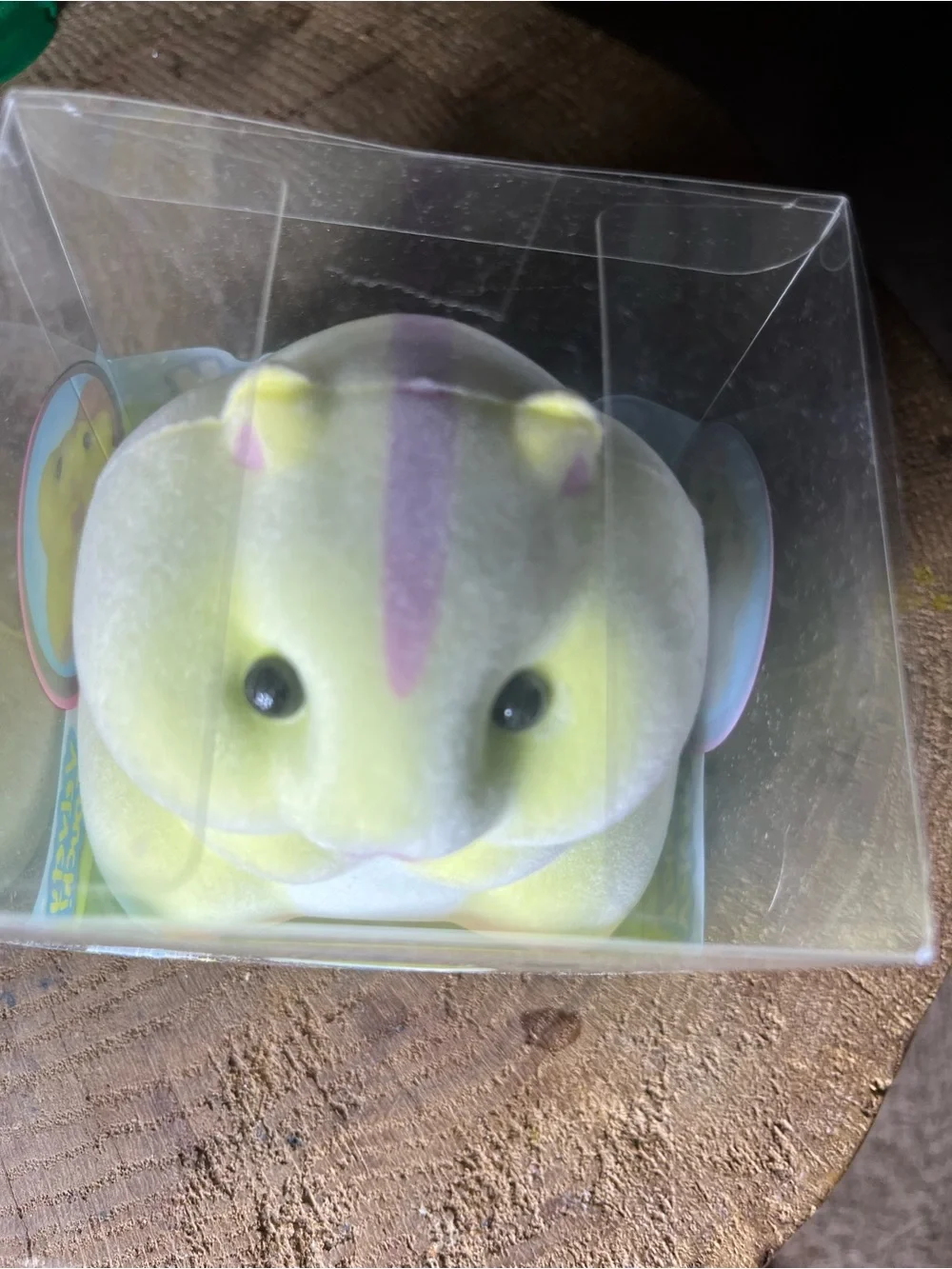 Velvet Hamster fidget SqueeshYun- Yellow